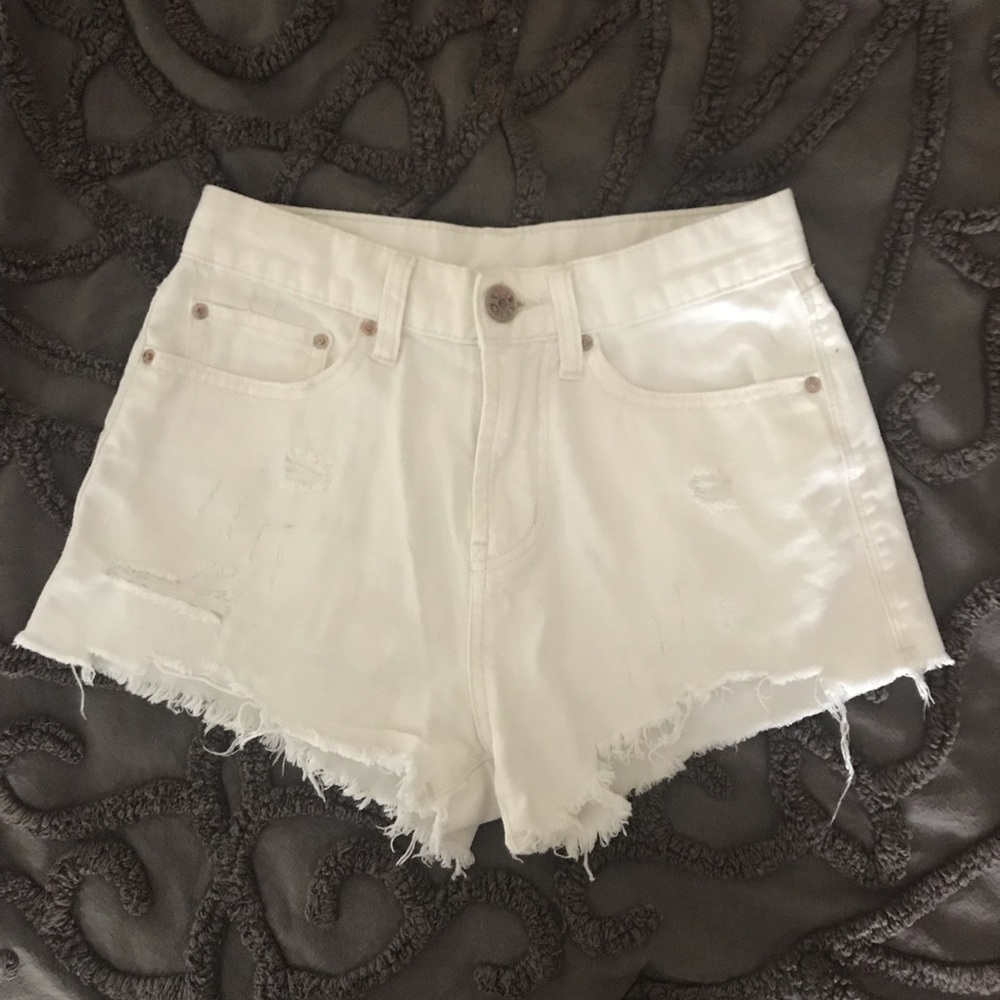 White High Rise Distressed Denim shorts